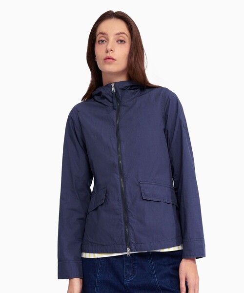 AIGLE(エーグル)の「UPF40 UVカット オーガニックコットン フーデッドジャケット(マウンテンパーカー・レディース・ダークブルー/ダークグリーン/オフホワイト・36/40/38)」の12枚目の写真