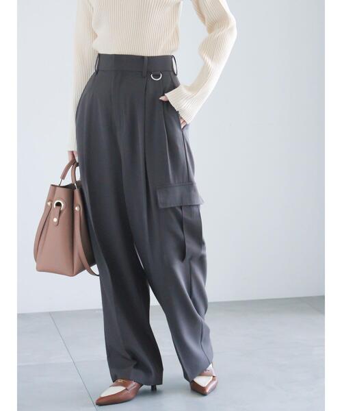 Te chichi(テチチ)の「ドレープカーゴスラックス《2025spring catalog item》(その他パンツ・レディース・オフホワイト/カーキ/チャコールグレー・F)」の3枚目の写真