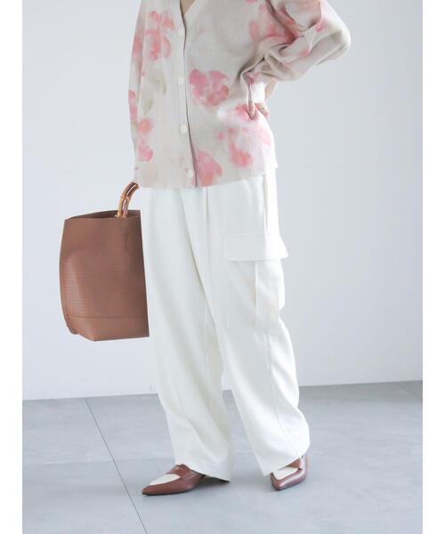 Te chichi(テチチ)の「ドレープカーゴスラックス《2025spring catalog item》(その他パンツ・レディース・オフホワイト/カーキ/チャコールグレー・F)」の9枚目の写真