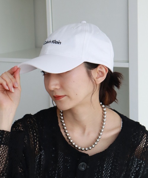 Calvin Klein(カルバン・クライン)の「【Calvin Klein/カルバンクライン】6 PANEL STANDARD LOGO BASEBALL CAP/スタンダードロゴ コットンツイルキャップ(キャップ・メンズ・ホワイト/ブラック/カーキ/ブラック系1・ONE SIZE)」の6枚目の写真