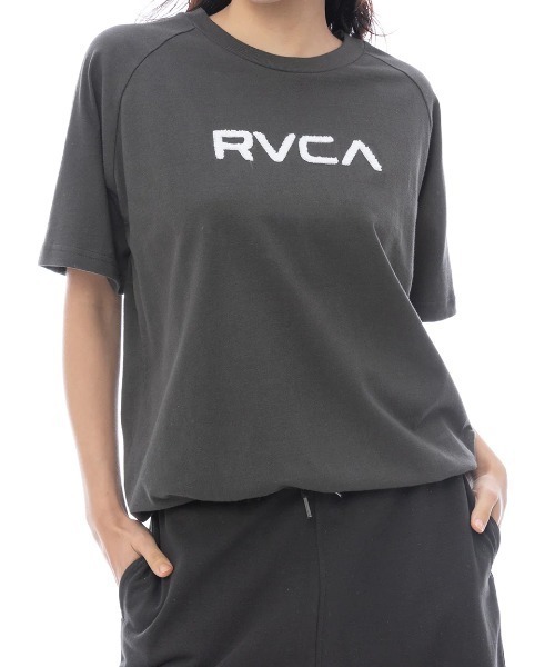 RVCA(ルーカ)の「RVCA レディース RVCA SPORT SS TEE Tシャツ 【2025年春夏モデル】/ルーカセットアップ対応ドローコード付き半袖Tシャツ(Tシャツ/カットソー・レディース・ブラック系その他/ホワイト/カーキ・LARGE/MEDIUM/SMALL)」の1枚目の写真