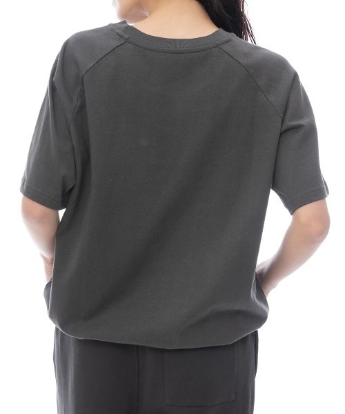 RVCA(ルーカ)の「RVCA レディース RVCA SPORT SS TEE Tシャツ 【2025年春夏モデル】/ルーカセットアップ対応ドローコード付き半袖Tシャツ(Tシャツ/カットソー・レディース・ブラック系その他/ホワイト/カーキ・LARGE/MEDIUM/SMALL)」の13枚目の写真