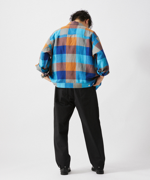 JOURNAL STANDARD relume（ジャーナルスタンダード　レリューム）の「European Flax / ヨーロピアン フラックス トラッカー シャツ ブルゾン（その他アウター・メンズ・チャコールグレー/グレー/ブラック/ネイビー/パープル・MEDIUM/LARGE）」の21枚目の写真