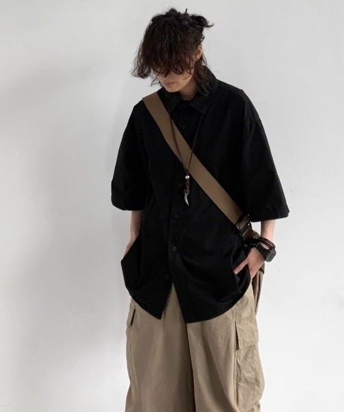 FreeZone(フリーゾーン)の「リラックス感漂う半袖シャツ(シャツ/ブラウス・メンズ・ベージュ/ブラック・F)」の10枚目の写真