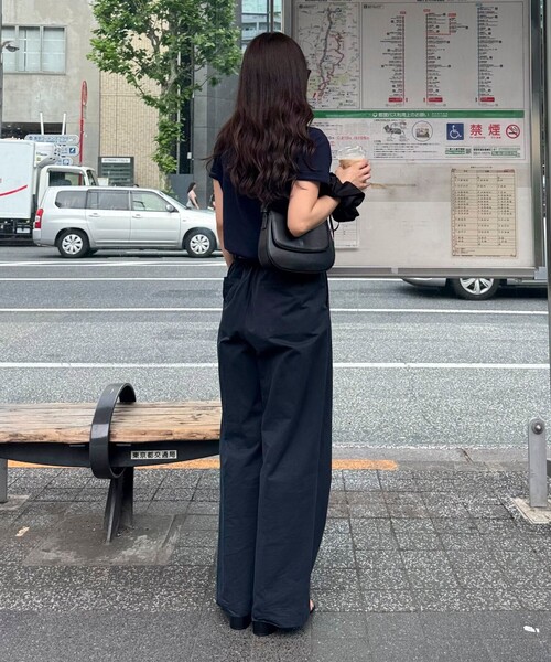 fredy emue（フレディエミュ）の「【新色追加！】ベーシック半袖Tシャツ（Tシャツ/カットソー・レディース・チャコールグレー/ライトグレー/オフホワイト/ベビーピンク/ネイビー/グレイッシュベージュ・38）」の9枚目の写真