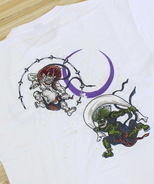 TopIsm(トップイズム)の「刺繍入り 半袖スカTシャツ(Tシャツ/カットソー・メンズ・ブラック系4/ブラック系5/ブラック系6/ブラック系1/ブラック系2/ブラック系3/ホワイト系4/ホワイト系5/ホワイト系6/ホワイト系2/ホワイト系3/ホワイト系1・XL/L/M)」の20枚目の写真