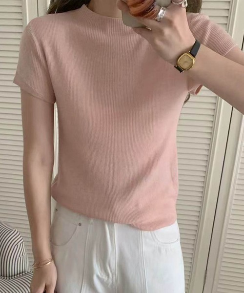 aimoha(アイモハ)の「【aimoha】バックボタンデザイン半袖ハイネックトップス (SS)(Tシャツ/カットソー・レディース・ブラック/その他/チョコ/ライトグレー/ピンク/モカ/ダークベージュ/ベージュ・FREE)」の1枚目の写真