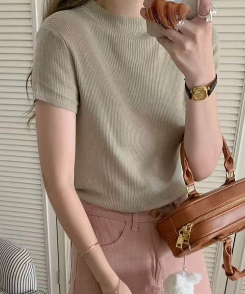 aimoha(アイモハ)の「【aimoha】バックボタンデザイン半袖ハイネックトップス (SS)(Tシャツ/カットソー・レディース・ブラック/その他/チョコ/ライトグレー/ピンク/モカ/ダークベージュ/ベージュ・FREE)」の9枚目の写真