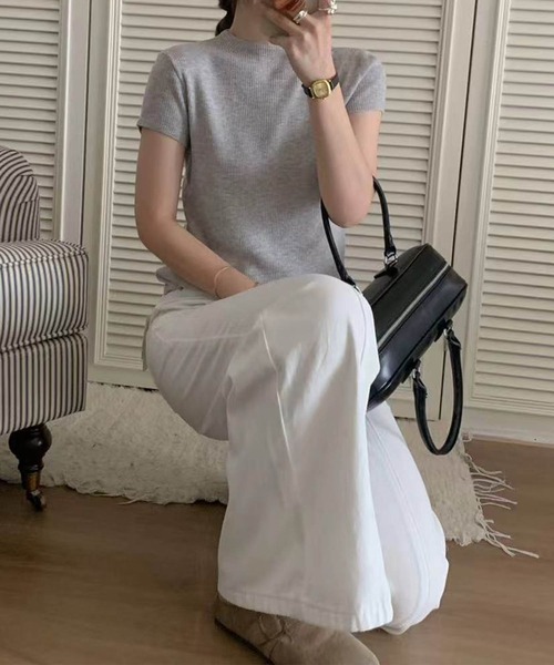aimoha(アイモハ)の「【aimoha】バックボタンデザイン半袖ハイネックトップス (SS)(Tシャツ/カットソー・レディース・ブラック/その他/チョコ/ライトグレー/ピンク/モカ/ダークベージュ/ベージュ・FREE)」の11枚目の写真
