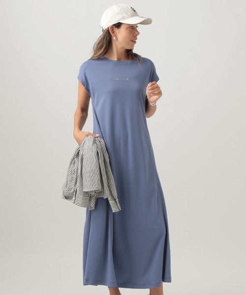 BAYFLOW（ベイフロー）の「[しなやかな肌触り]シルケットロゴワンピース（ワンピース・レディース・チャコール/ベージュ/ブルー・FREE）」の3枚目の写真