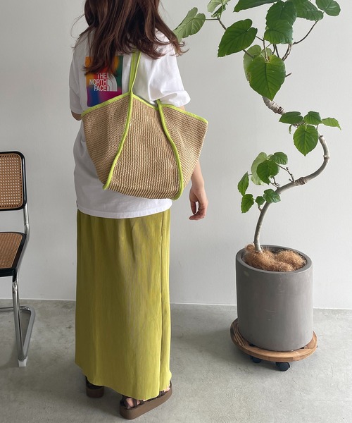 210nouve（トゥージュヌーブ）の「ペーパー編み配色パイピングトートバッグ（かごバッグ・レディース・パープル/イエロー/ピンク/ブラック・FREE）」の16枚目の写真