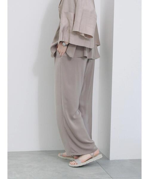 Samansa Mos2 blue(サマンサモスモスブルー)の「【接触冷感】イージーパンツ(その他パンツ・レディース・ベージュ/ブラック/カーキ/チャコールグレー・F)」の16枚目の写真