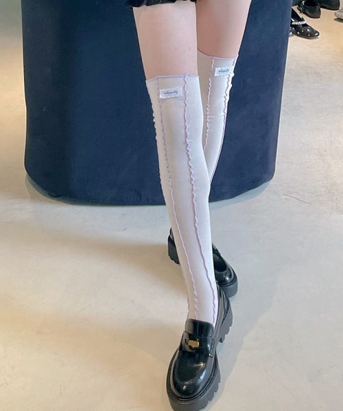 VIVID LADY（ビビッドレディー）の「配色 メロウ ロングソックス（ソックス/靴下・レディース・ブラック/グレー/クリーム/ピンク/パープル・FREE）」の4枚目の写真