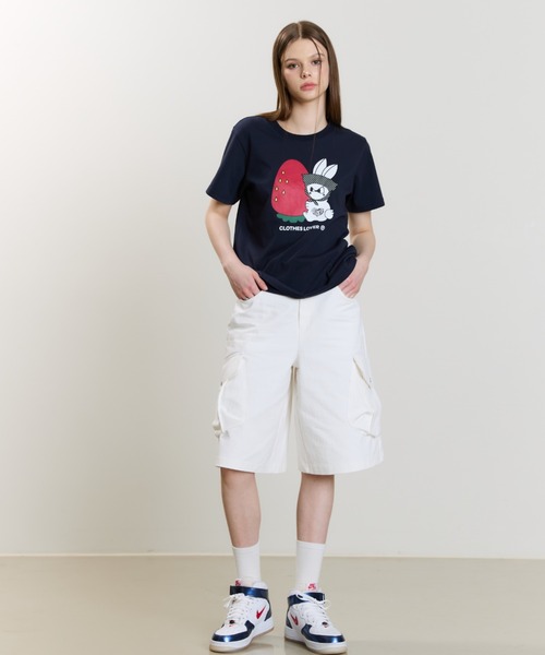 LUVISTRUE(ラヴイズトゥルー)の「SM STRAWBERRY RABBIT TEE(Tシャツ/カットソー・レディース・ホワイト/ブラック/ネイビー・FREE)」の12枚目の写真