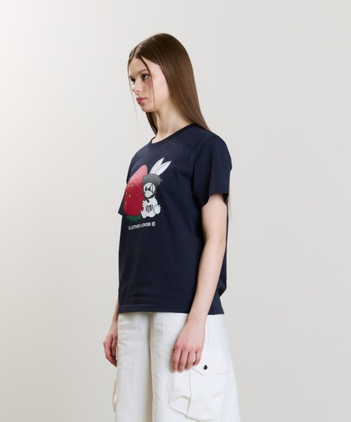 LUVISTRUE(ラヴイズトゥルー)の「SM STRAWBERRY RABBIT TEE(Tシャツ/カットソー・レディース・ホワイト/ブラック/ネイビー・FREE)」の20枚目の写真