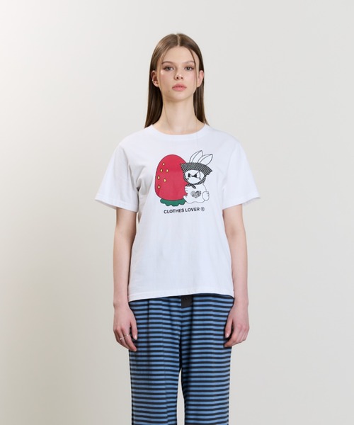 LUVISTRUE(ラヴイズトゥルー)の「SM STRAWBERRY RABBIT TEE(Tシャツ/カットソー・レディース・ホワイト/ブラック/ネイビー・FREE)」の16枚目の写真