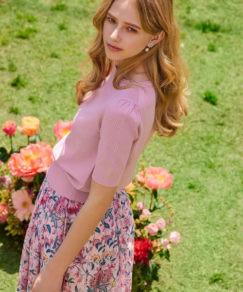 TOCCA（トッカ）の「MIST KNIT ニットプルオーバー（ニット/セーター・レディース・ネイビー系/アイボリー系/ピンク系・SMALL/MEDIUM）」の3枚目の写真