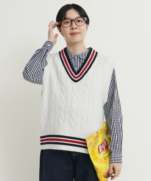 CHILD WOMAN(チャイルドウーマン)の「☆チルデンニットベスト(ベスト・レディース・アイボリー/ネイビー・FREE)」の3枚目の写真