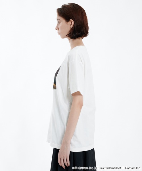 GOOD ROCK SPEED(グッドロックスピード)の「【別注】PUBLIC TOKYO×GOOD ROCK SPEED×LIFE PICTURE COLLECTION Tシャツ (LIFE PC YALE JOEL TEE)(Tシャツ/カットソー・レディース・ダークグレー/ホワイト・FREE)」の3枚目の写真
