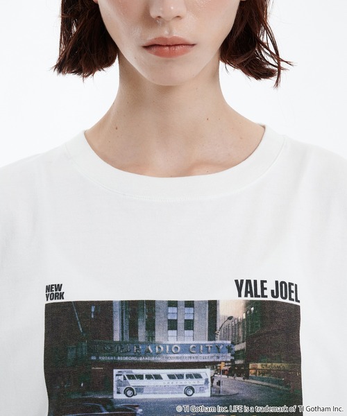 GOOD ROCK SPEED(グッドロックスピード)の「【別注】PUBLIC TOKYO×GOOD ROCK SPEED×LIFE PICTURE COLLECTION Tシャツ (LIFE PC YALE JOEL TEE)(Tシャツ/カットソー・レディース・ダークグレー/ホワイト・FREE)」の8枚目の写真