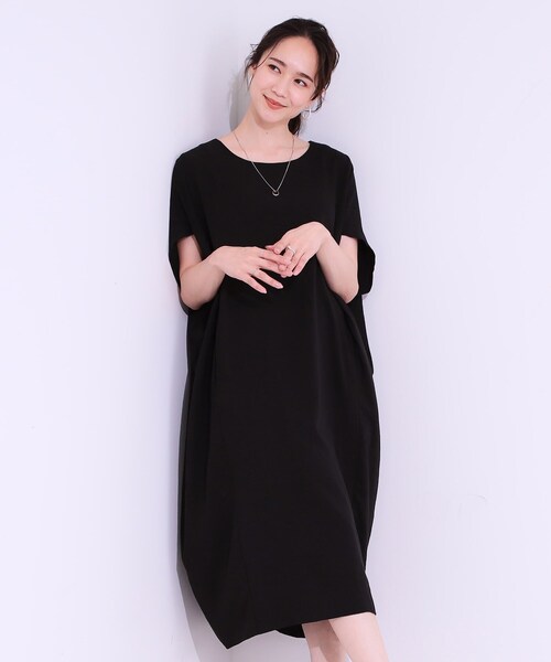 SHOO・LA・RUE（シューラルー）の「【S-LL】楽にサマ見え コクーンシルエットの涼やかワンピース（ワンピース・レディース・ブラック/オリーブ・01/02/03/04）」の10枚目の写真