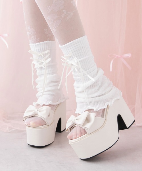 美品 d.i.a ファーレッグウォーマー ホワイト d.i.a. ホワイトレッグウォーマーd.i.a】ダイヤ ファーレッグ