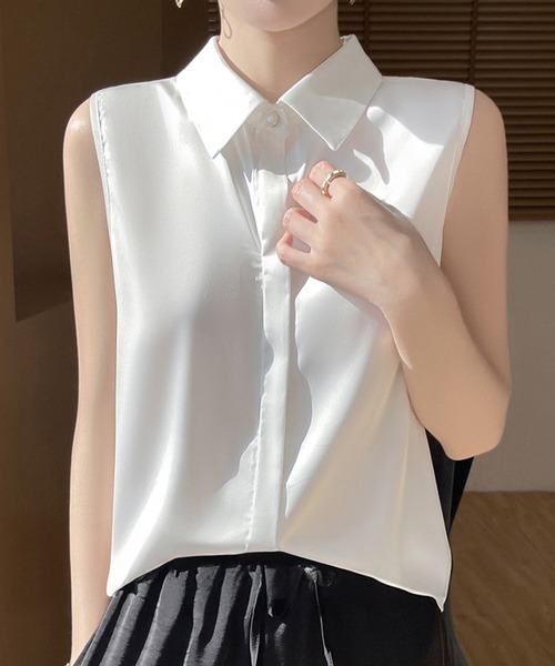 DAY CLOSET(デイ クローゼット)の「【大きいサイズ有】きれいめ サテン風 ラウンドヘム ノースリーブ ブラウス レディース(シャツ/ブラウス・レディース・ブラック/ブルーグレー/ブラウン/ホワイト/ピンクベージュ・XL/M/L/S/2XL)」の13枚目の写真