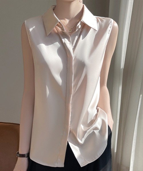 DAY CLOSET(デイ クローゼット)の「【大きいサイズ有】きれいめ サテン風 ラウンドヘム ノースリーブ ブラウス レディース(シャツ/ブラウス・レディース・ブラック/ブルーグレー/ブラウン/ホワイト/ピンクベージュ・XL/M/L/S/2XL)」の12枚目の写真