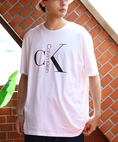 Calvin Klein(カルバン・クライン)の「Calvin Klein モノグラム半袖Tシャツ(Tシャツ/カットソー・メンズ・ホワイト系その他/ブラック・SMALL/MEDIUM/LARGE/X-LARGE)」の21枚目の写真