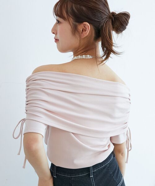 MAJESTIC LEGON(マジェスティックレゴン)の「サイドドロストオフショルカットトップス(Tシャツ/カットソー・レディース・アイボリー/ピンクベージュ/ブラック/ブルー・MEDIUM)」の22枚目の写真