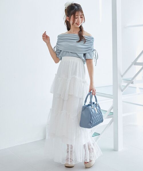 MAJESTIC LEGON(マジェスティックレゴン)の「サイドドロストオフショルカットトップス(Tシャツ/カットソー・レディース・アイボリー/ピンクベージュ/ブラック/ブルー・MEDIUM)」の20枚目の写真