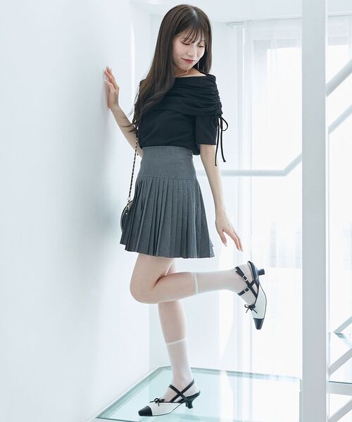 MAJESTIC LEGON(マジェスティックレゴン)の「サイドドロストオフショルカットトップス(Tシャツ/カットソー・レディース・アイボリー/ピンクベージュ/ブラック/ブルー・MEDIUM)」の12枚目の写真