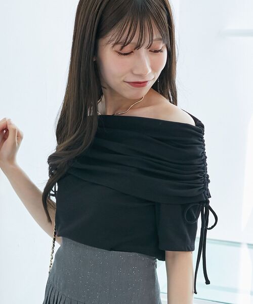 MAJESTIC LEGON(マジェスティックレゴン)の「サイドドロストオフショルカットトップス(Tシャツ/カットソー・レディース・アイボリー/ピンクベージュ/ブラック/ブルー・MEDIUM)」の9枚目の写真