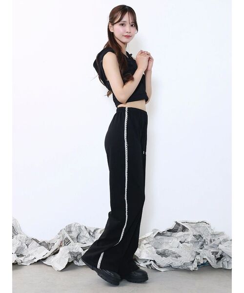 EATME（イートミー）の「サイドレーススウェットパンツ（スウェットパンツ・レディース・ネイビー/ブラック/グレー・FREE）」の9枚目の写真