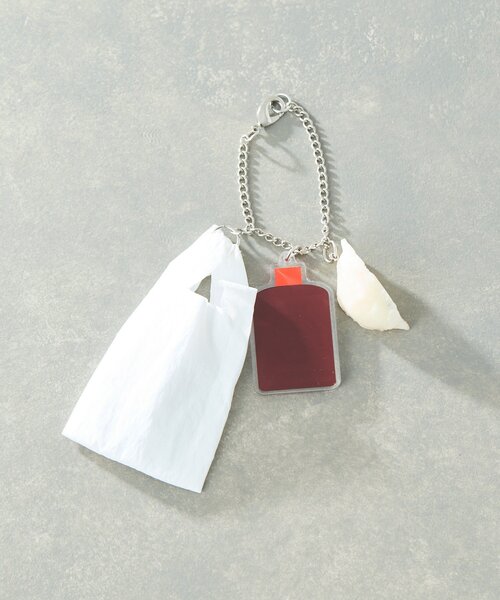 ear PAPILLONNER（イアパピヨネ）の「ミッちゃん餃子コラボチャーム（チャーム・レディース・ホワイト・FREE）」の10枚目の写真