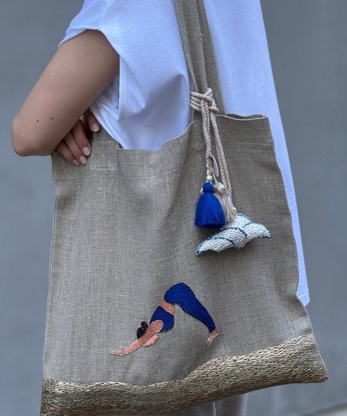 BEARDSLEY（ビアズリー）の「《CITRUS》ヨガガール刺繍トート（トートバッグ・レディース・ベージュ・FREE）」の2枚目の写真