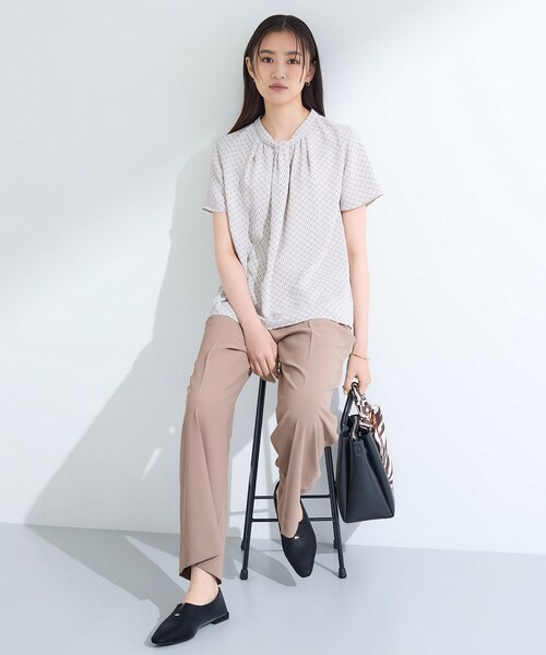 INDIVI（インディヴィ）の「【UVケア】モノグラム ボウタイデザインブラウス（シャツ/ブラウス・レディース・ベージュ系その他3/ホワイト系3/ホワイト・40/38/36/19/15 /13/05/03）」の22枚目の写真