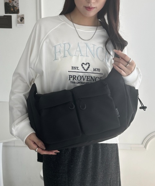wears(ウェアーズ)の「ダブルポケットボディバッグ ショルダーバッグ(ボディバッグ/ウエストポーチ・レディース・ホワイト/ベージュ/ブラック/カーキ・FREE)」の2枚目の写真