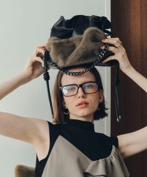 YECCA VECCA（イェッカヴェッカ）の「2wayチェーンギャザーバッグ（ショルダーバッグ・レディース）」