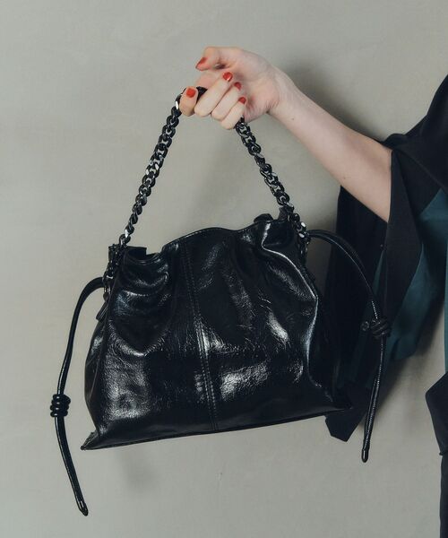 YECCA VECCA（イェッカヴェッカ）の「2wayチェーンギャザーバッグ（ショルダーバッグ・レディース・ブラック/その他6/シルバー系その他/ボルドー・FREE）」の13枚目の写真