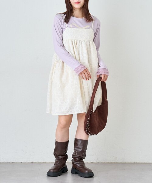 w closet(ダブルクローゼット)の「フラワーレースミニキャミワンピ-ス(ワンピース・レディース・サックスブルー/ブラック/オフホワイト・FREE)」の7枚目の写真