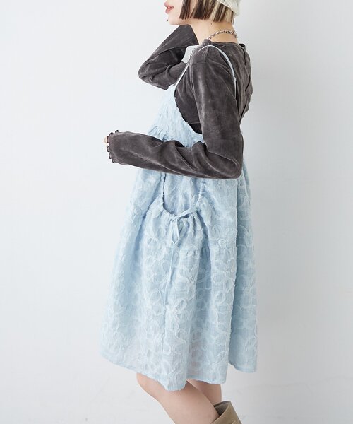 w closet(ダブルクローゼット)の「フラワーレースミニキャミワンピ-ス(ワンピース・レディース・サックスブルー/ブラック/オフホワイト・FREE)」の22枚目の写真