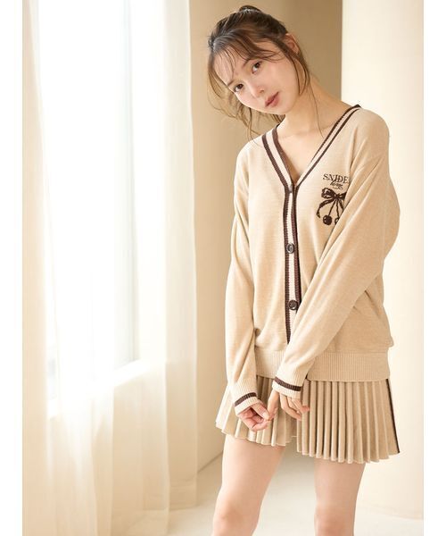 SNIDEL HOME(スナイデルホーム)の「チェリーシリーズプリーツパンツ(ルームウェア/パジャマ・レディース・レッド/ピンク/ベージュ・F)」の5枚目の写真