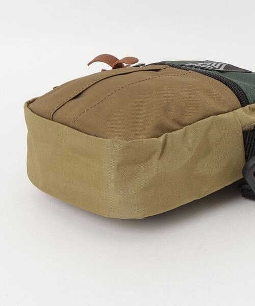 GREGORY（グレゴリー）の「グレゴリー GREGORY クイックポケットMログキャビンカーキ（ショルダーバッグ・メンズ・その他・ONE SIZE）」の4枚目の写真
