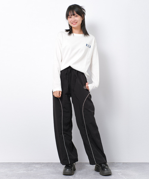 RiCO SUCRE（リコシュクレ）の「パイピングナイロンパンツ（その他パンツ・キッズ・ブラック/サックスブルー/グレイッシュベージュ・165/160/150/140/130）」の5枚目の写真