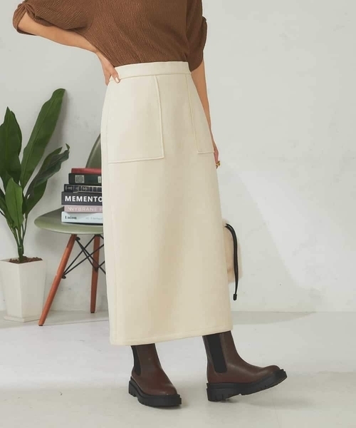 a.v.v(アーヴェヴェ)の「【ストレッチ/洗える】フェイクスエードナロースカート(スカート・レディース・グリーン/モカ/アイボリー/チャコールグレー・36/40/38/34/42)」の16枚目の写真