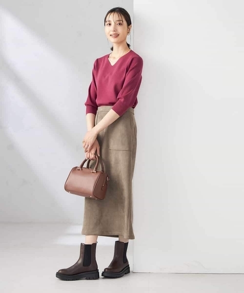 a.v.v(アーヴェヴェ)の「【ストレッチ/洗える】フェイクスエードナロースカート(スカート・レディース・グリーン/モカ/アイボリー/チャコールグレー・36/40/38/34/42)」の6枚目の写真