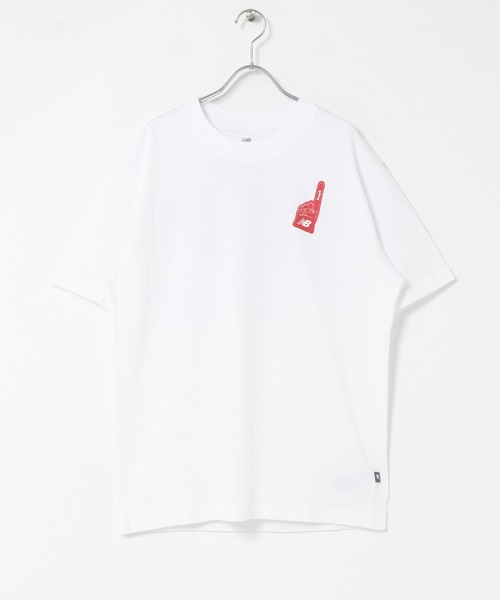 URBAN RESEARCH(アーバンリサーチ)の「NEW BALANCE スタジアムショートスリーブTシャツ(Tシャツ/カットソー・メンズ・ホワイト・MEDIUM/LARGE/X-LARGE/XX-LARGE)」の2枚目の写真