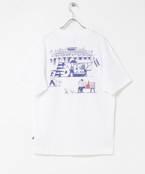 URBAN RESEARCH(アーバンリサーチ)の「NEW BALANCE スタジアムショートスリーブTシャツ(Tシャツ/カットソー・メンズ・ホワイト・MEDIUM/LARGE/X-LARGE/XX-LARGE)」の5枚目の写真