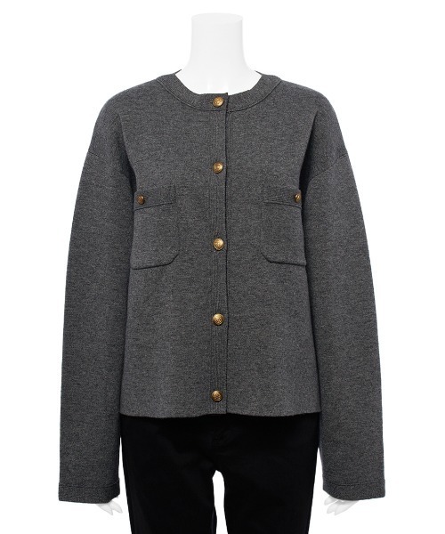 し*き様 フェイス金釦カーデ し*き様 フェイス金釦カーデ - メルカリ